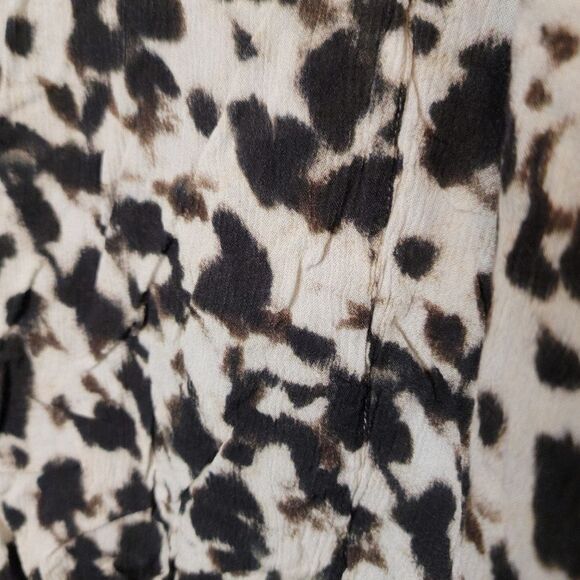 Rails Fable Blurred Cheetah Chiffon V-Neck Top Flowy Sleeves Size Small - Picture 10 of 12